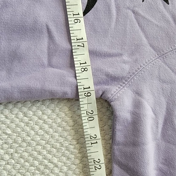 Crooks & Castles Gothic C Crewneck Sweatshirt Lavender‎ size Small - Picture 8 of 8